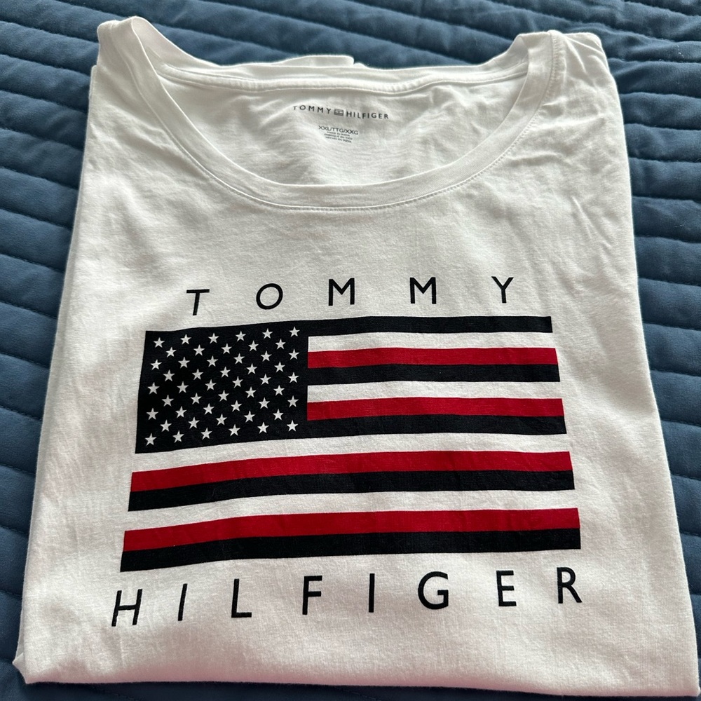 Tommy Hilfiger White Graphic T-Shirt